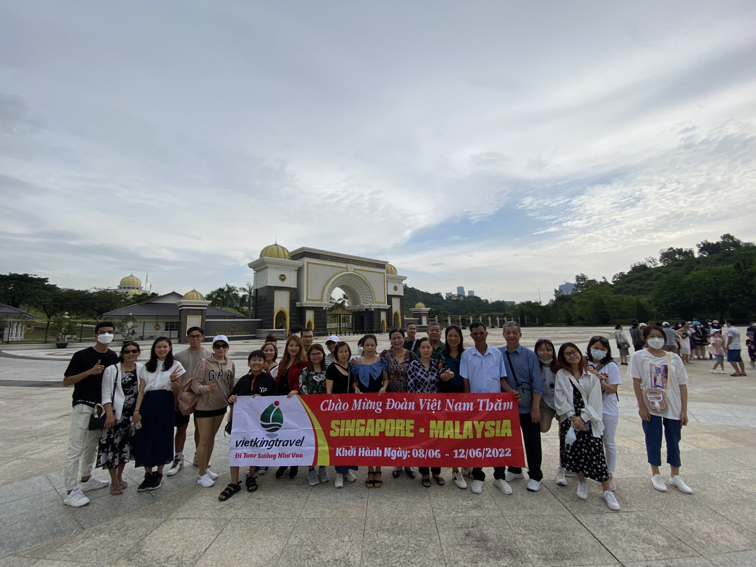 đoàn du lịch singapore malaysia12 tháng 6 2022
